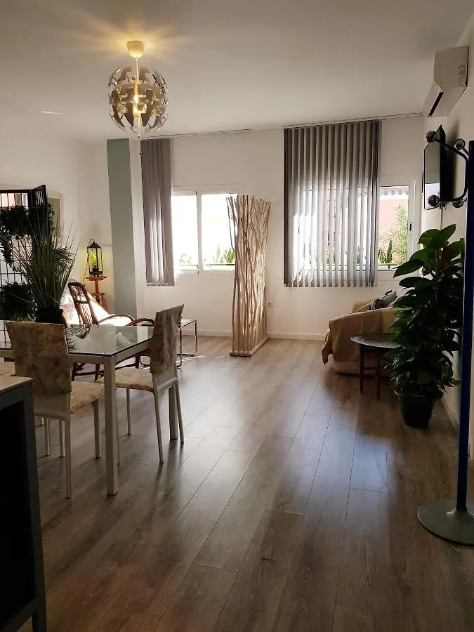 Lolita'S House Alhambra Apartment Seville Spain