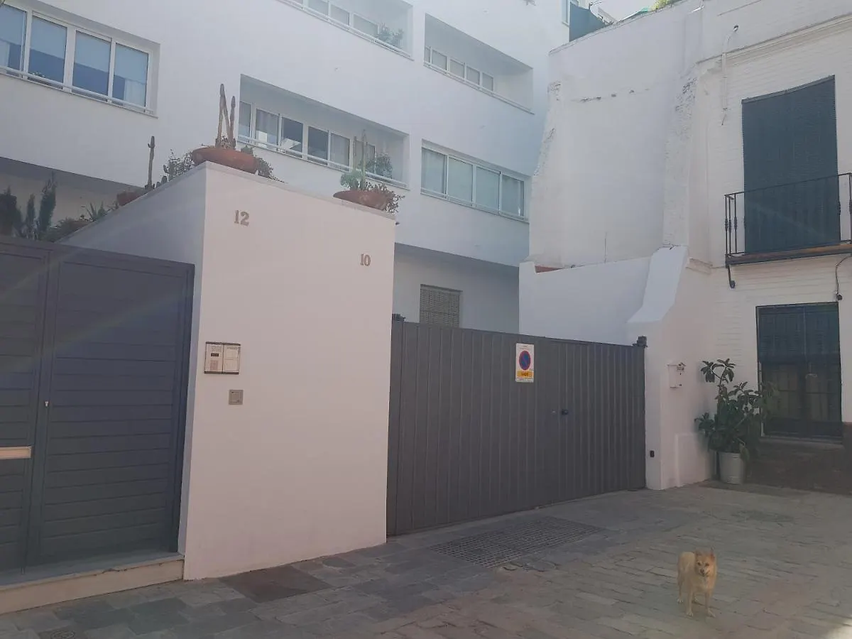 Lolita'S House Alhambra Apartment Seville Spain